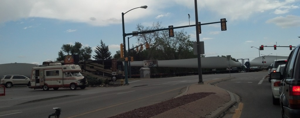 Another look at the train carrying wind-turbine blades through Fort Collins, Colo. (Photo by Michael E. Grass)
